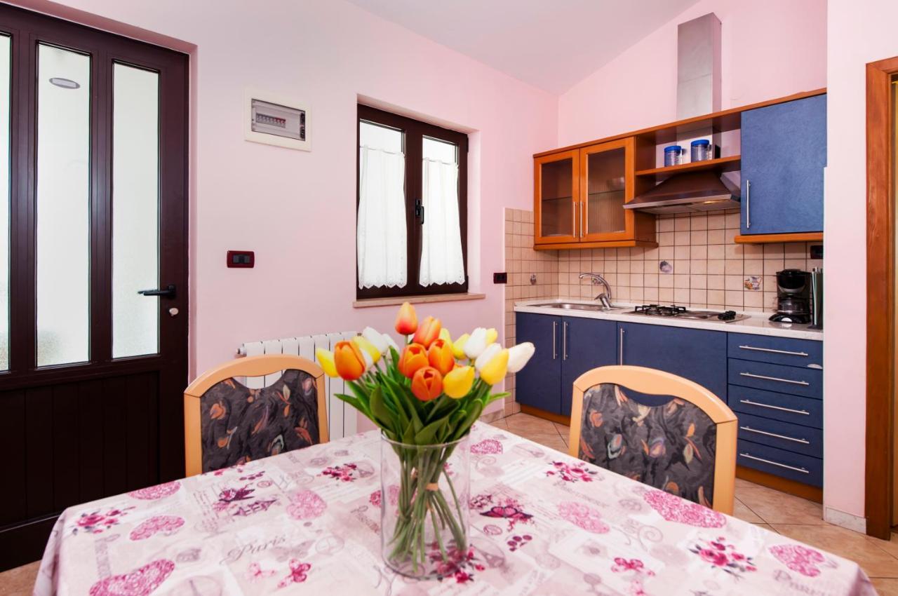 Apartments Modrusan Rovinj Buitenkant foto