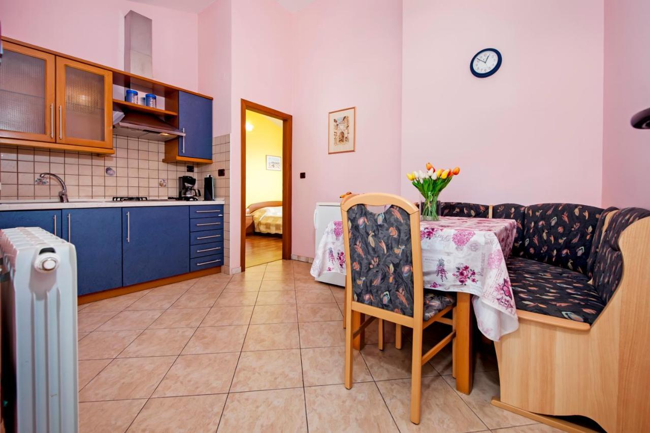 Apartments Modrusan Rovinj Buitenkant foto